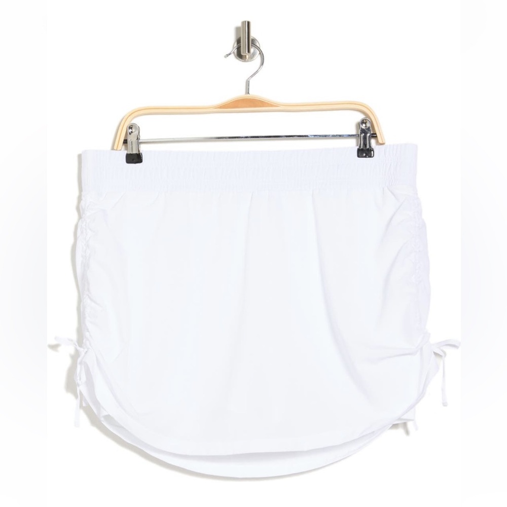 BNWT Z by Zella Skort - White Small - Picture 4 of 6